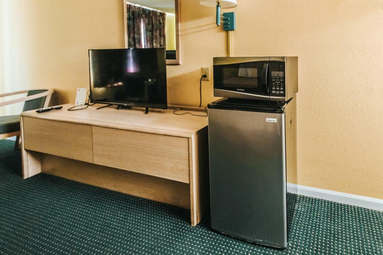 Knights Inn Берея Экстерьер фото